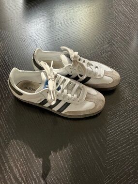 Adidas Samba